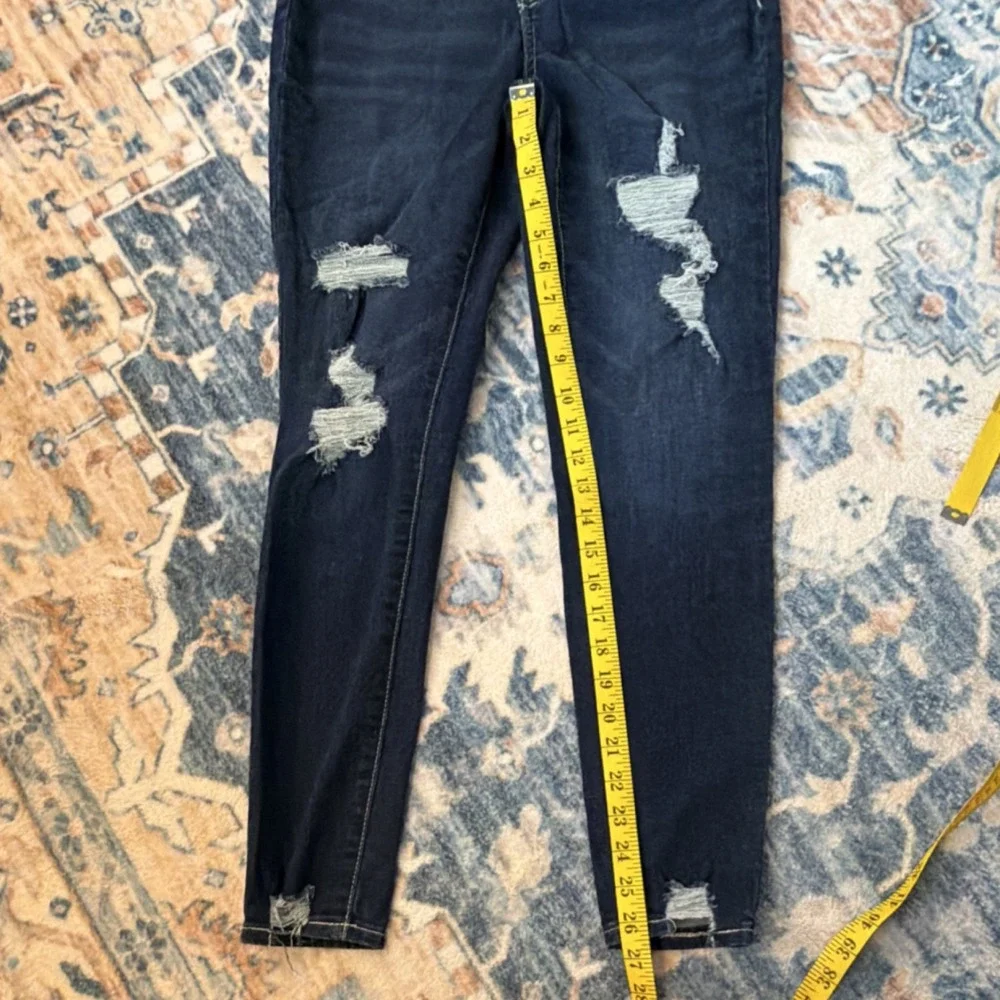 SO High Rise Curvy Jegging Distressed Skinny Jeans Dark‎ Wash 9/29W